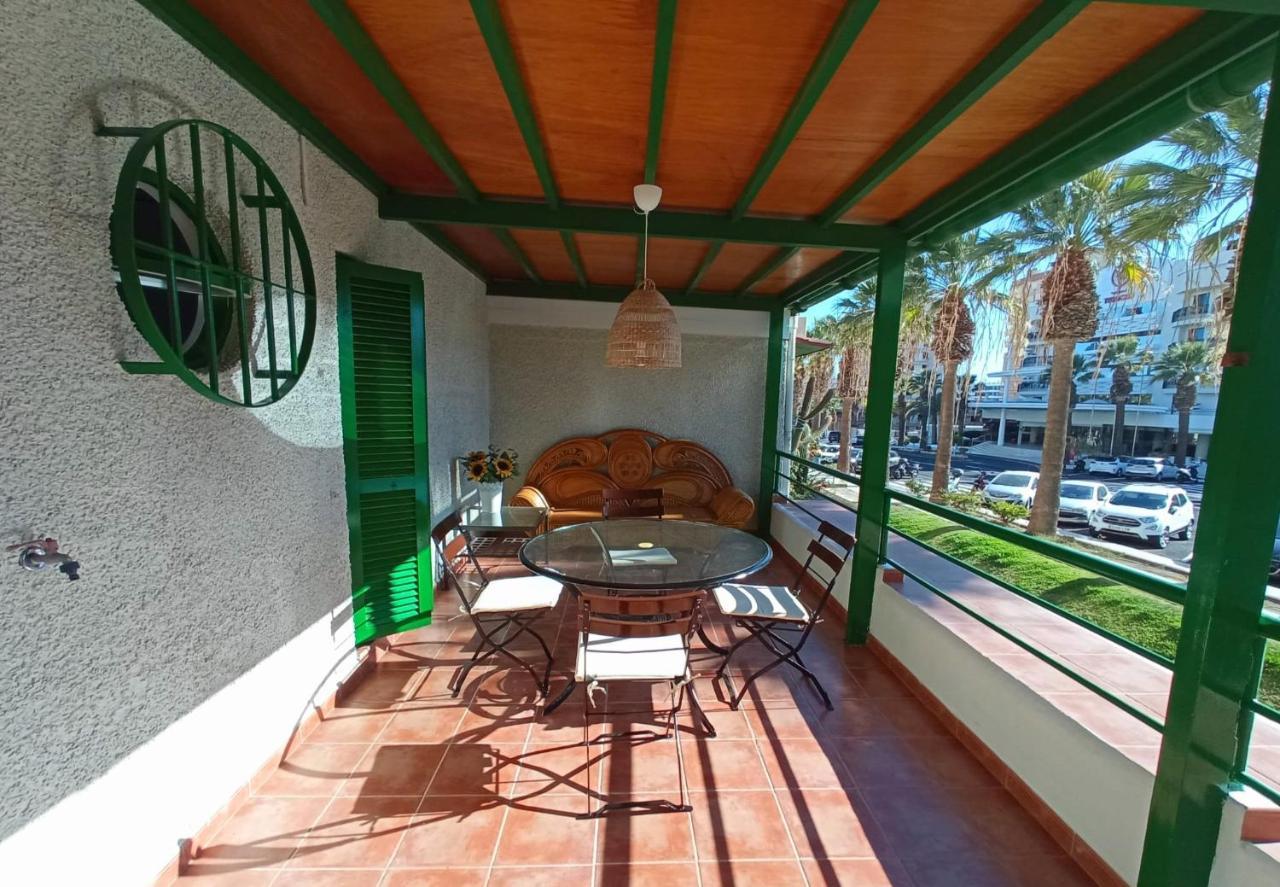 Las Americas Beach House Арона Экстерьер фото