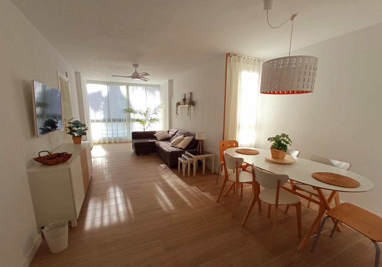 Las Americas Beach House Арона Экстерьер фото