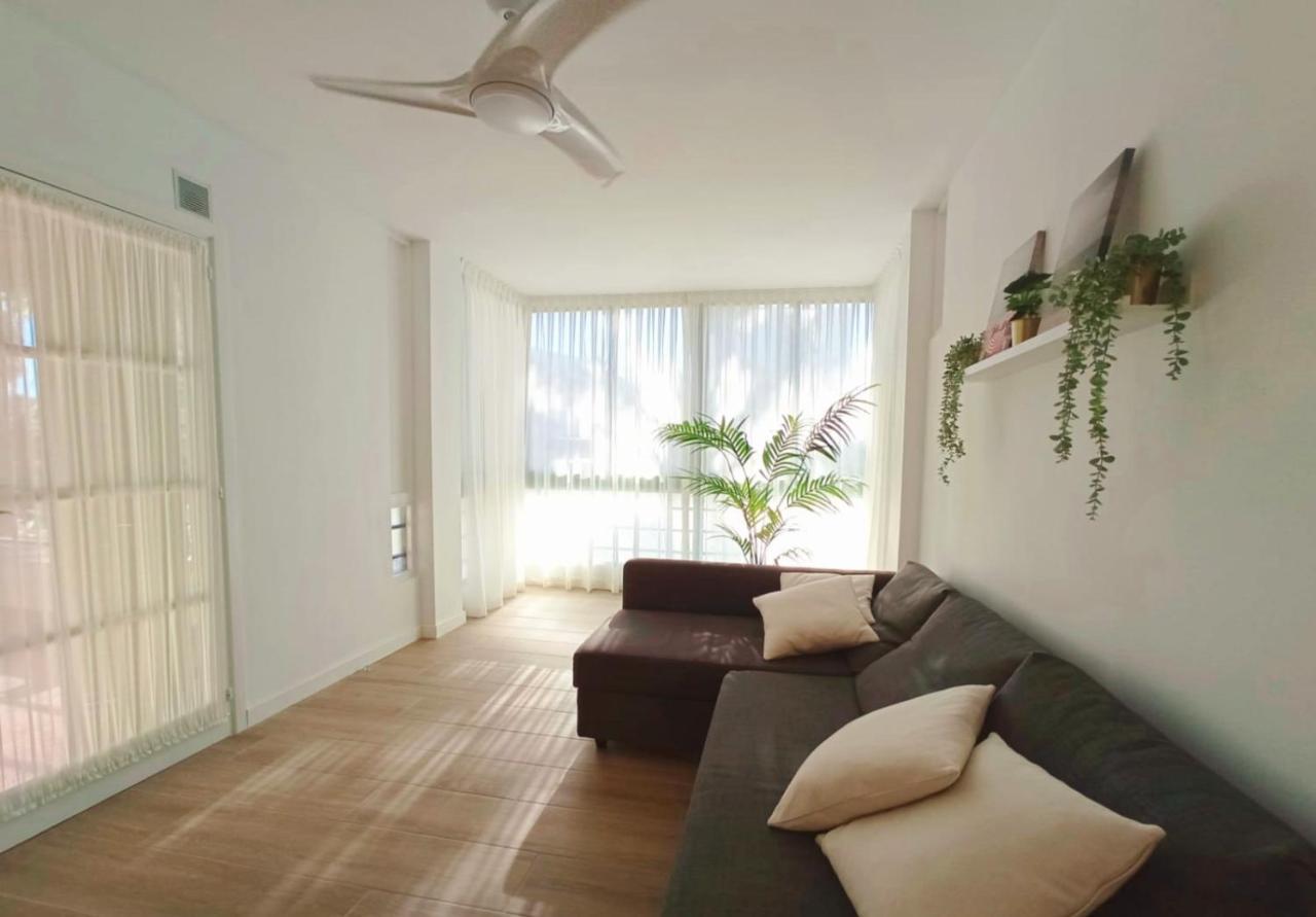 Las Americas Beach House Арона Экстерьер фото