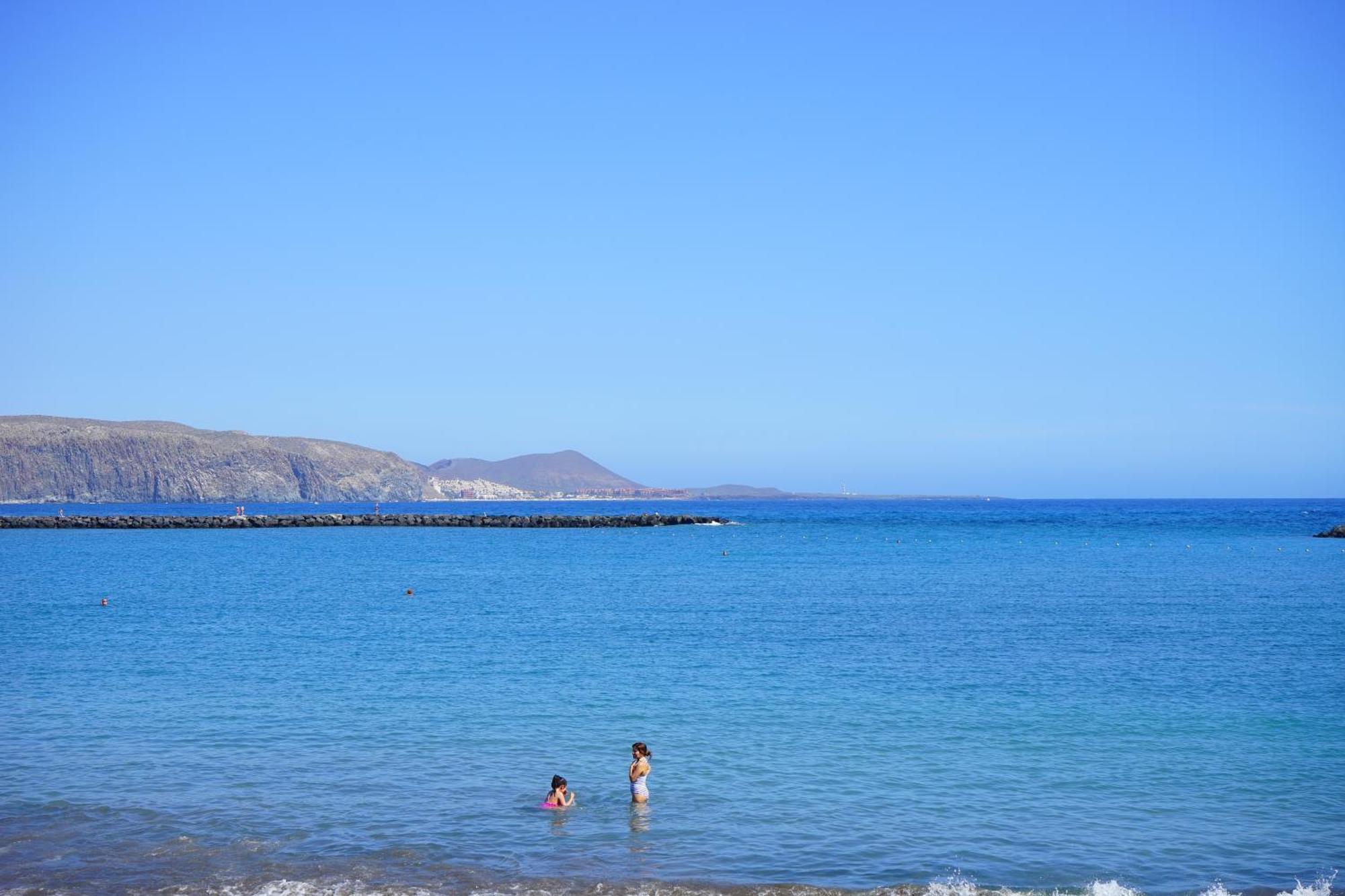 Las Americas Beach House Арона Экстерьер фото