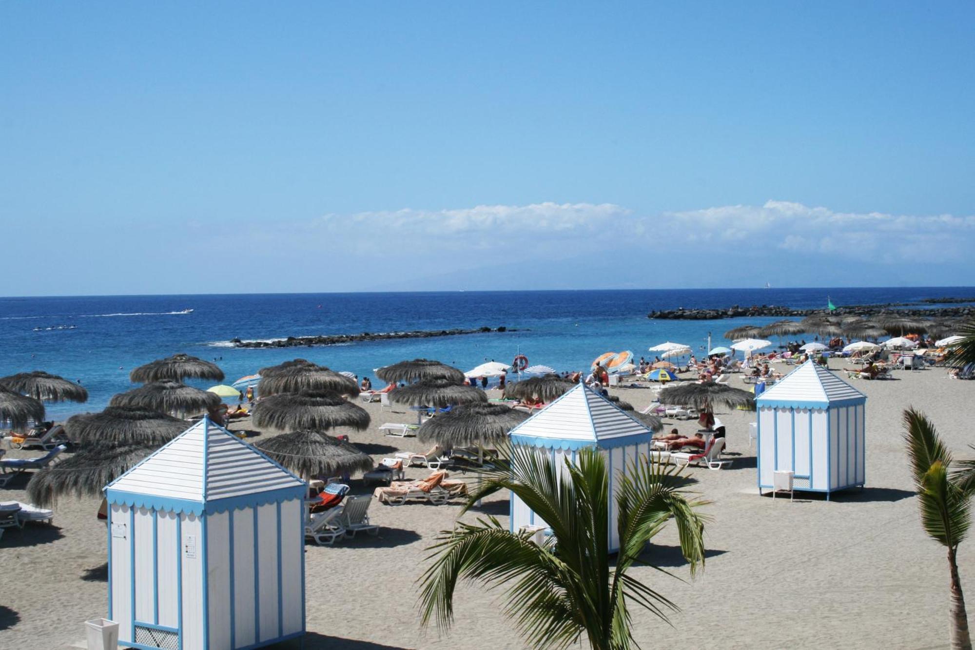 Las Americas Beach House Арона Экстерьер фото